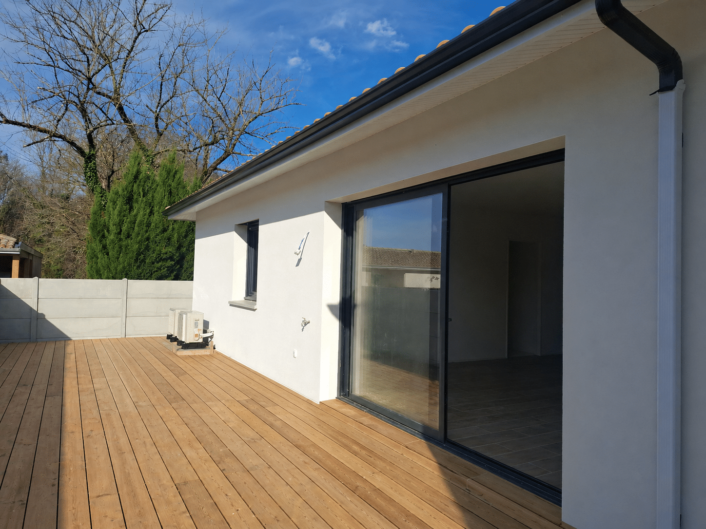 Espace réservé